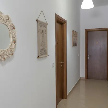 Aparthotel Oleva's Ksamil